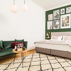 Mint@naschmarkt Premium 2* Viyana