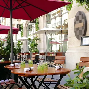 Hotel Sofitel Arc De Triomphe, Paris