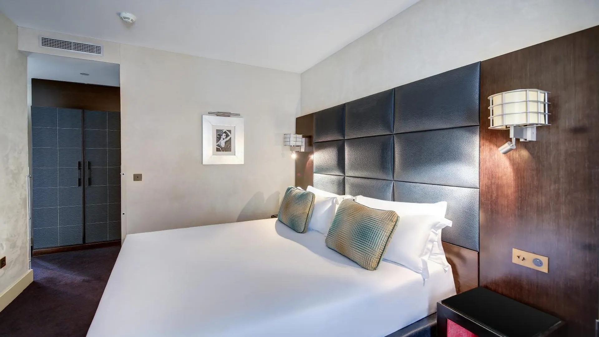 Chalgrin Boutique Hotel Paris