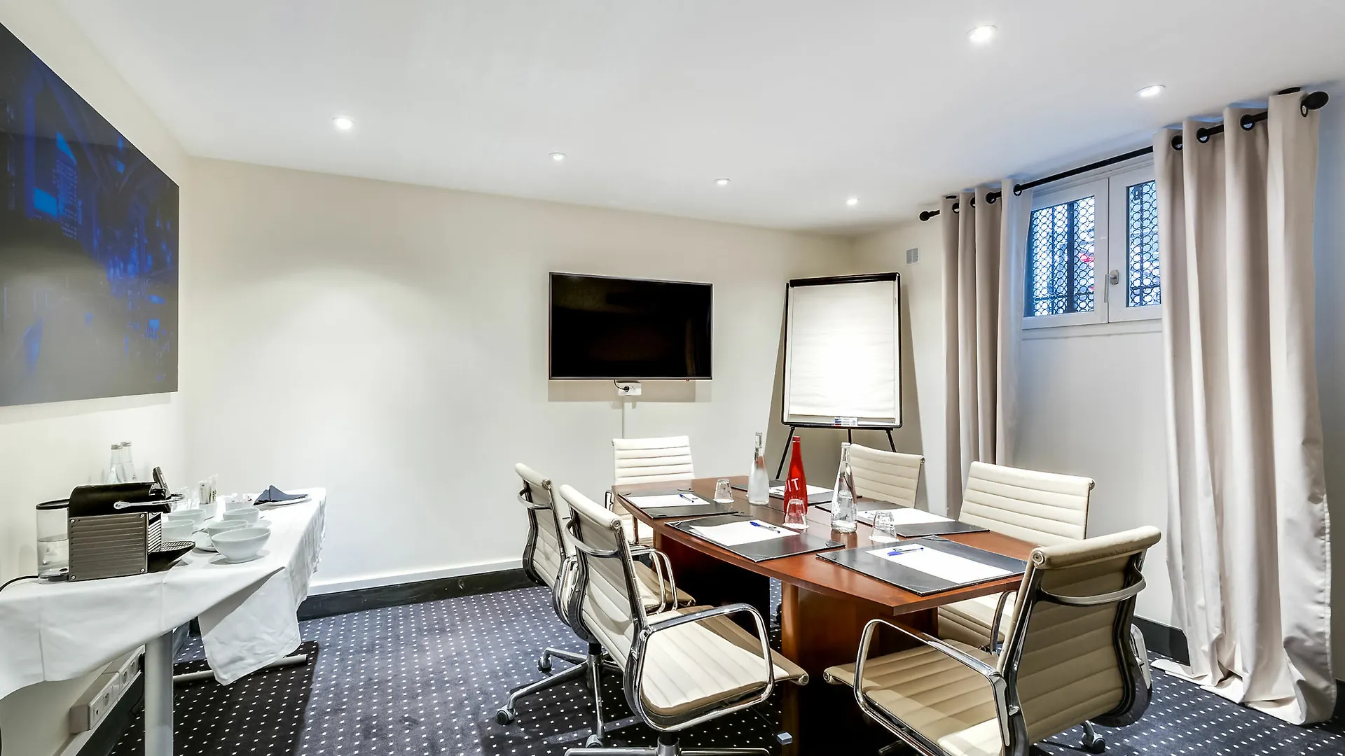 Chalgrin Boutique Hotel Paris 4*,